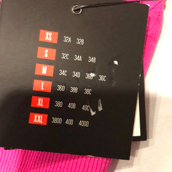 NWT Fila sports bra size XS
Hot pink - Picture 5 of 6